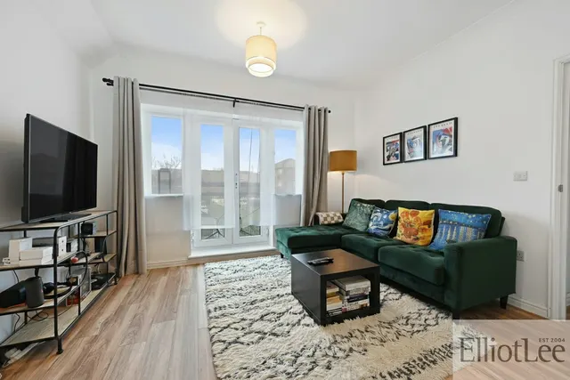 Photo 2 — Forty Avenue, Century House Forty Avenue, HA9