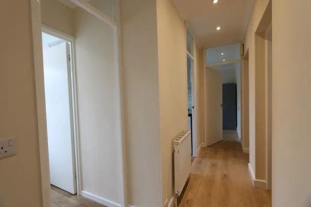 Photo 3 — Talbot Court, Upper Holly Walk, Leamington Spa, CV32