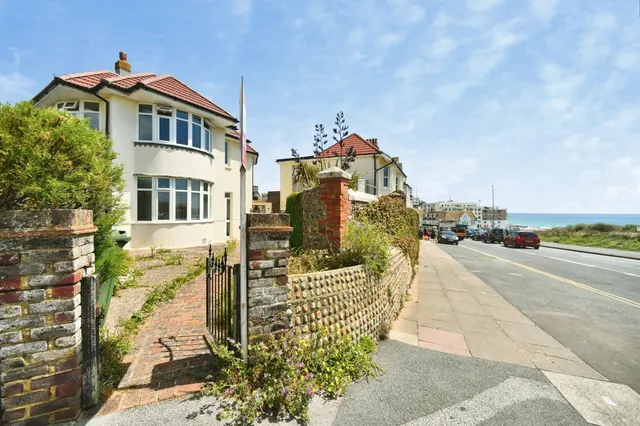 Marine Drive, Rottingdean, BN2, photo 1