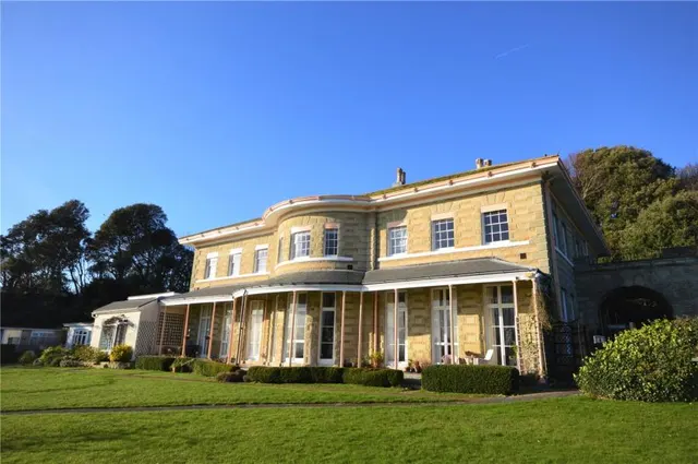 Shore Road, Bonchurch, PO38, photo 1