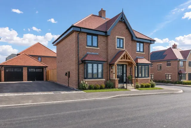 Plot 53C Russell Road, Toddington, Toddington, LU5 6QF, photo 1