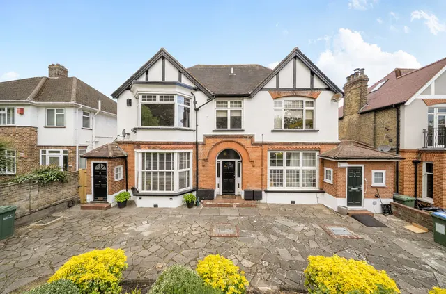 Glenesk Road, 49b Glenesk Road London London, London, Greater London, SE91AH, photo 1
