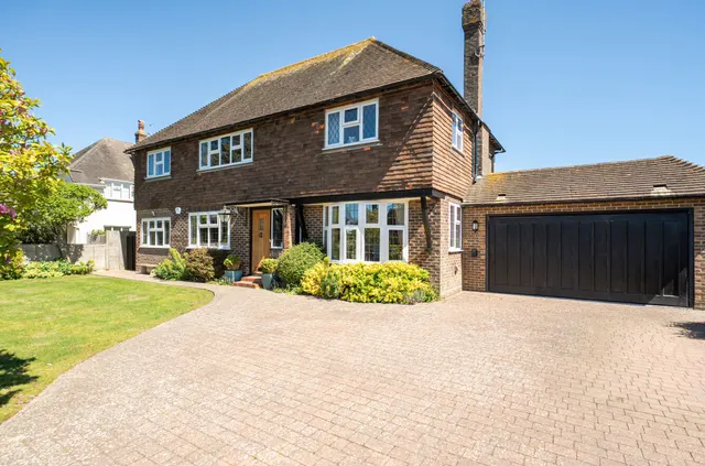 The Bramblings, Rustington, BN16, photo 1