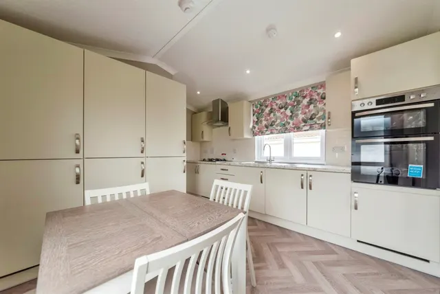 Photo 2 — Allington Gardens, Allington, Grantham