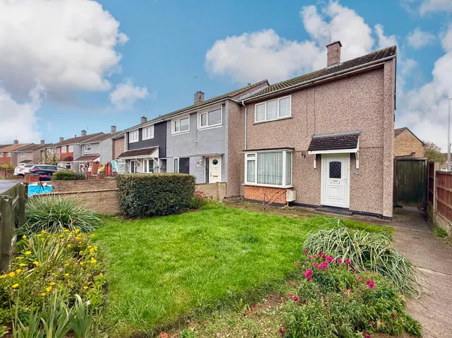 Welcombe Avenue, Swindon, Wiltshire, SN3 2PF, photo 1