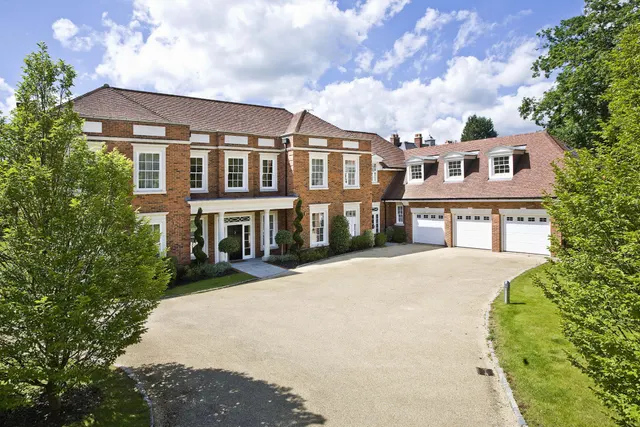 Virginia Water, Surrey, GU25 4RT, photo 1