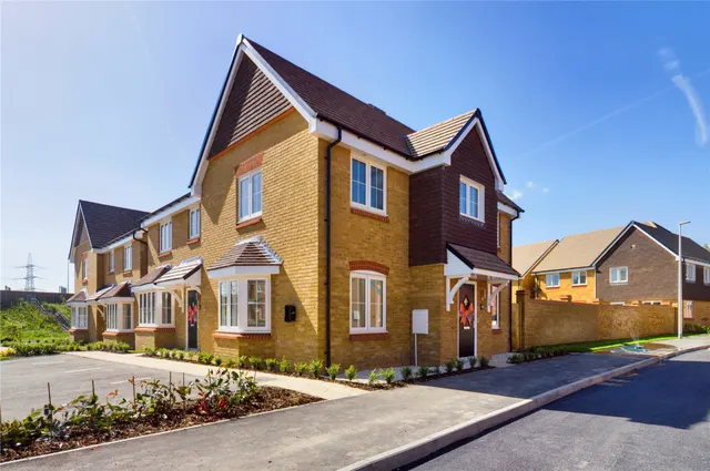 Honey Bee Street, Calcot, RG31, photo 1
