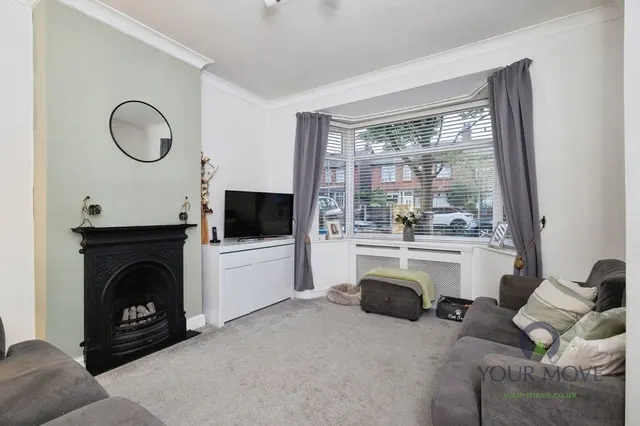 Merton Avenue, Oldham, OL8, photo 2
