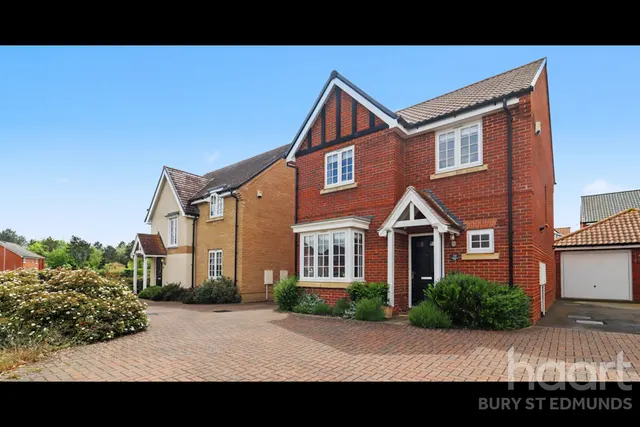 Myrtlewood Road, Bury St Edmunds, IP32, photo 1