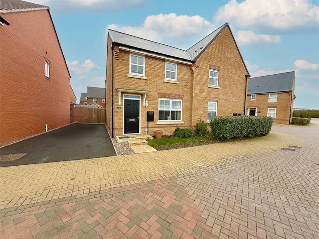 Harrison Meadow, Marston Moretaine MK43 2AQ, photo 1