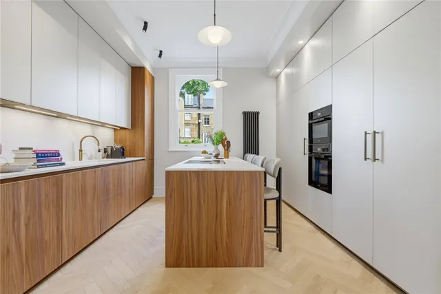 Bennerley Road, London, SW11, photo 3