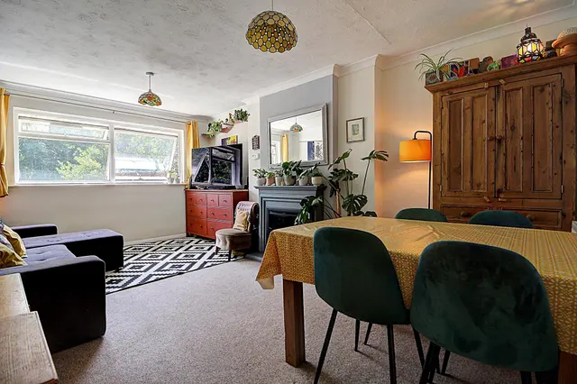 Elgar Close, Basingstoke, RG22, photo 2