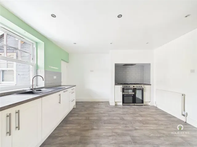 Alexandra Street, Victoria Garesfield, NE39, photo 3
