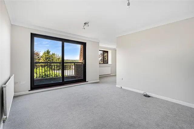 Morley Road, Farnham, GU9, photo 2