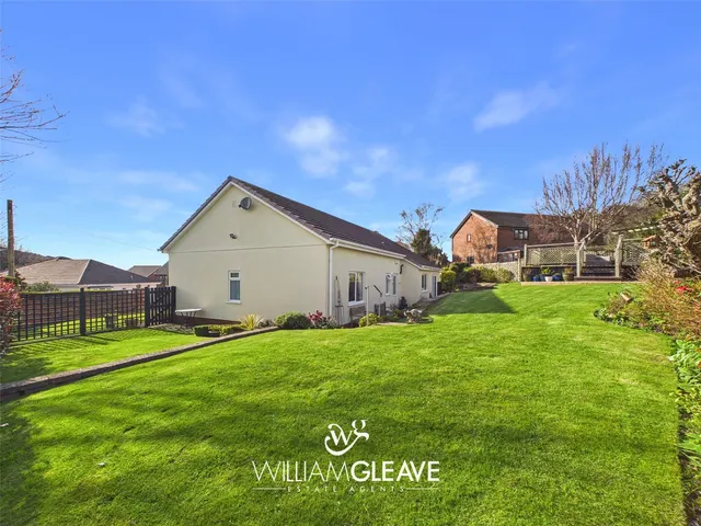 Deganwy Road, Llanrhos, Llandudno, Conwy, LL30 1NE, photo 1