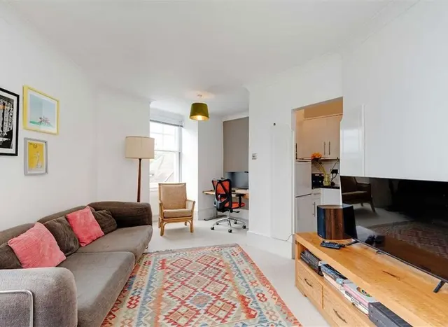 Photo 2 — Exeter Road, Kilburn, NW2