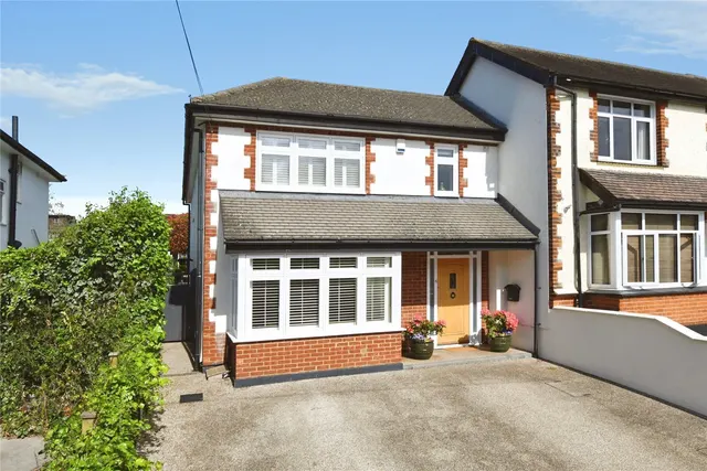Ashford Avenue, Brentwood, Essex, CM14, photo 1