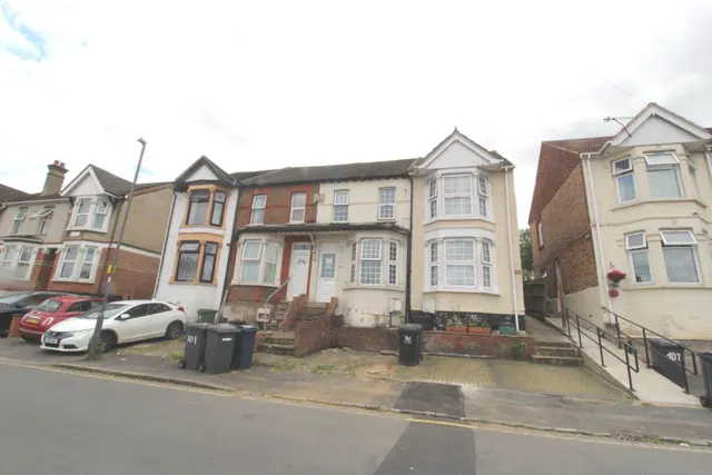 Photo 2 — Kitchener Road, High Wycombe, HP11 2SW