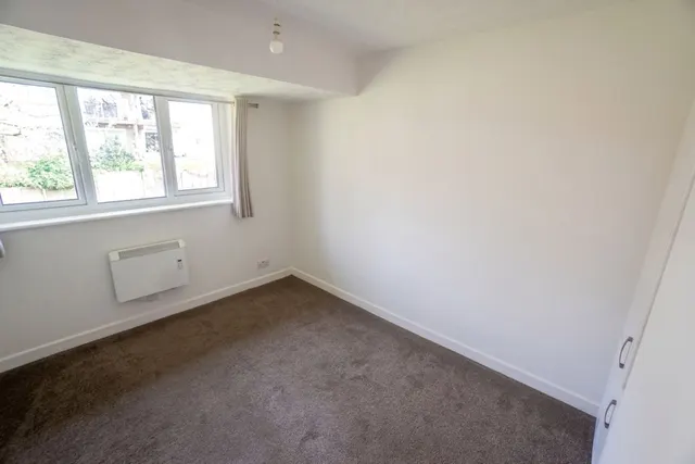 London Road, High Wycombe, HP11, photo 3