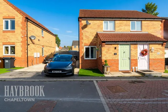 Crag Hill Crescent, Parson Cross, photo 1