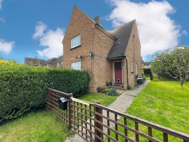 Hill Meadow Coleshill, Amersham HP7 0LF, photo 1