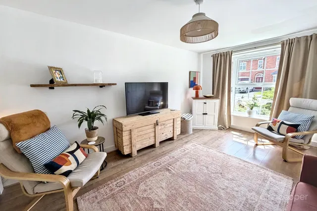 Russett Avenue, Manor Fields, CV11, photo 2
