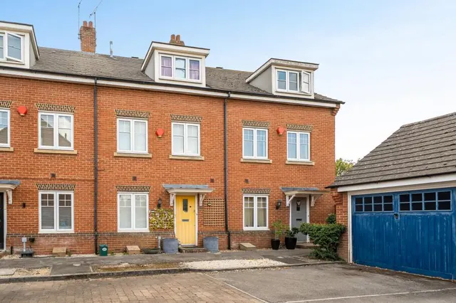 Sovereign Place, Wallingford, OX10, photo 1