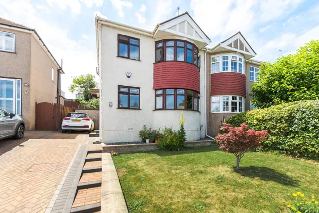 Beechcroft Avenue, Bexleyheath, photo 1