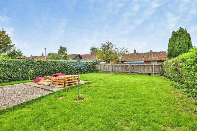 Larkfield Road, Nuthall, NG16, photo 2