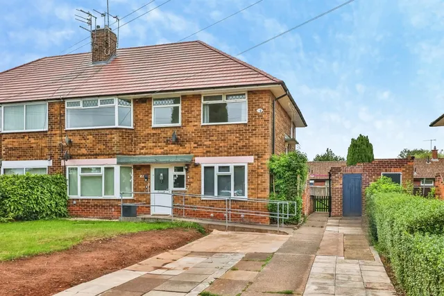 Larkfield Road, Nuthall, NG16, photo 1
