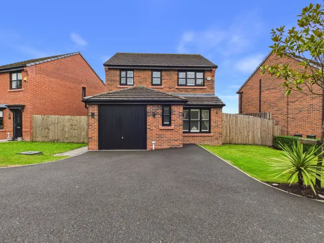 Lodge Hall Drive, Failsworth, M35, photo 1