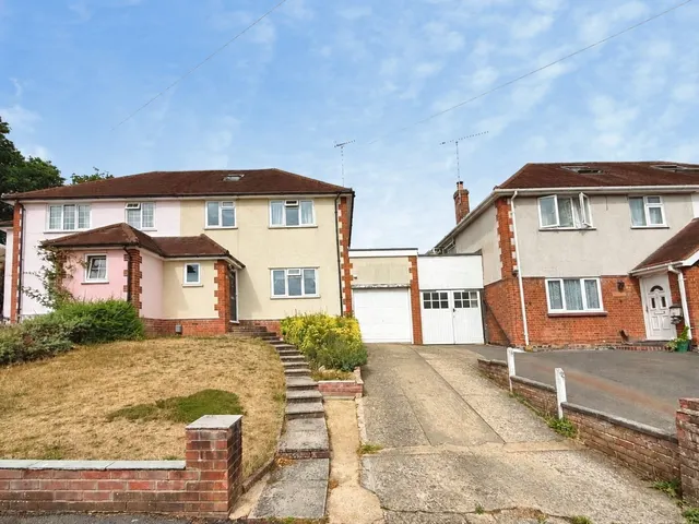 Old Pasture Road, Frimley, Surrey, GU16 8SA, photo 1