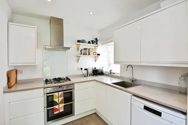 Photo 3 — Park Grove, Knaresborough, North Yorkshire, HG5