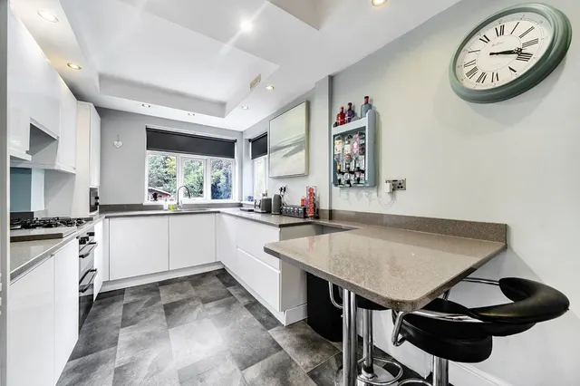 Lyndon Road, Solihull, B92, photo 3