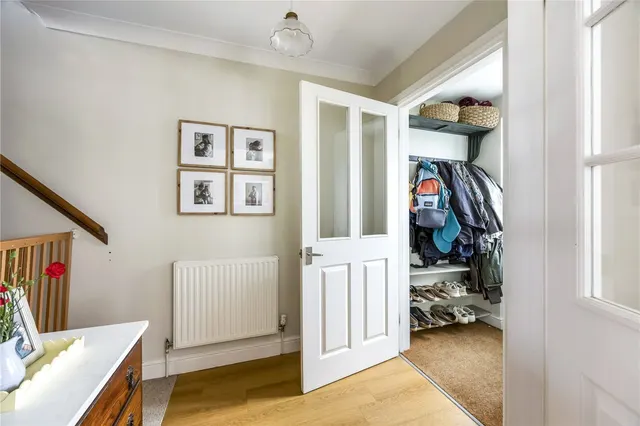 Pilley Lane, Leckhampton, GL53, photo 2