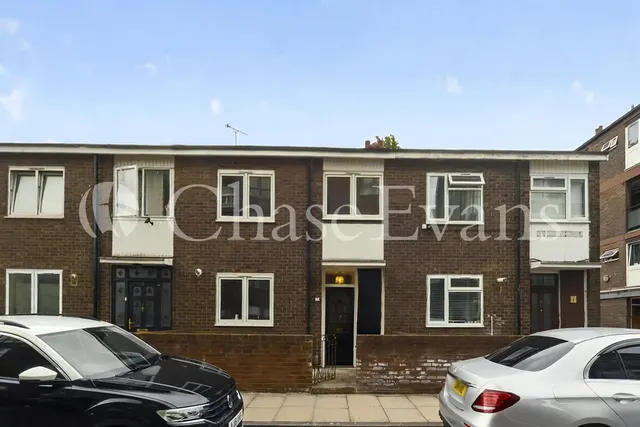 Woodall Close, London, E14, photo 1