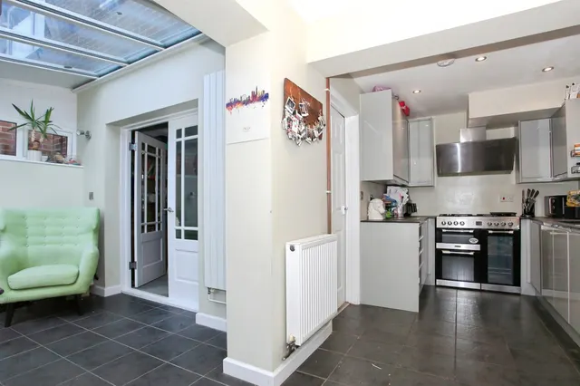 Wright Avenue, Peterborough, PE2, photo 3