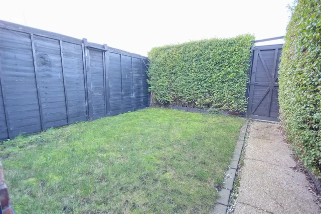 Photo 2 — Swinemoor Lane, Beverley