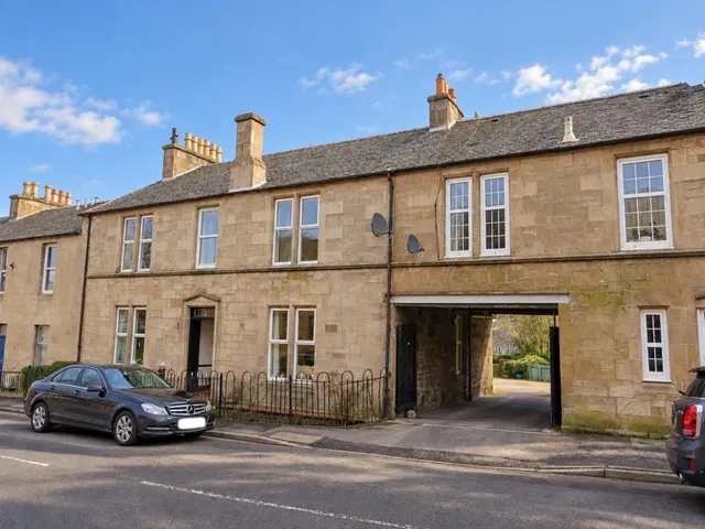 Thomson Street, Strathaven, ML10, photo 1