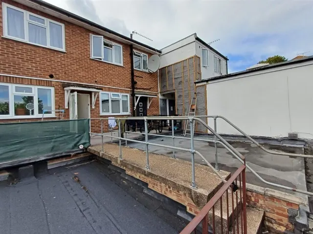 Photo 2 — Anyards Road, COBHAM