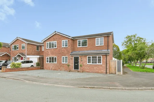 Falna Crescent, Tamworth, B79, photo 1