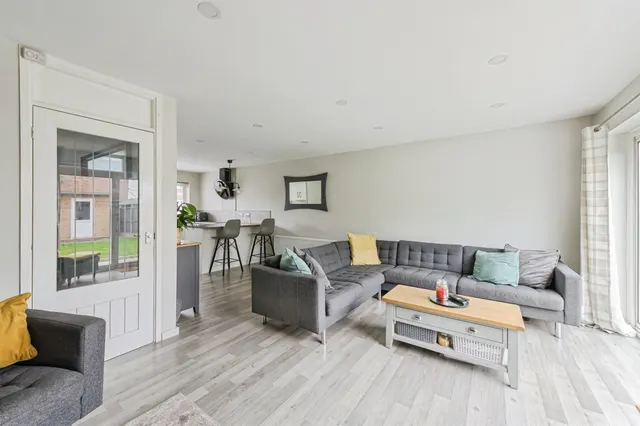 Falna Crescent, Tamworth, B79, photo 3