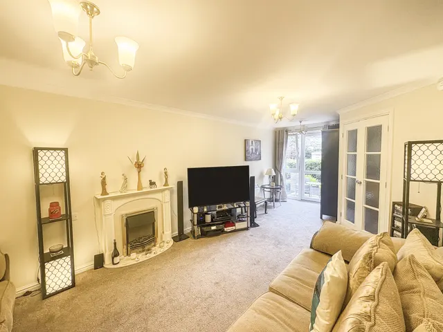 Photo 3 — Nelson Street, Largs, KA30 8LG