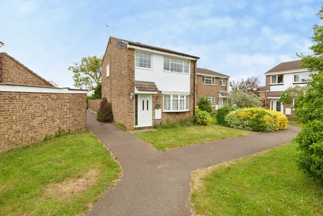 Saxon Avenue, Stotfold, Hitchin, Bedfordshire, SG5, photo 1