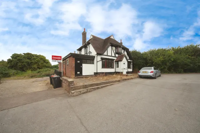 Streatley Road, Sundon, LU3, photo 1