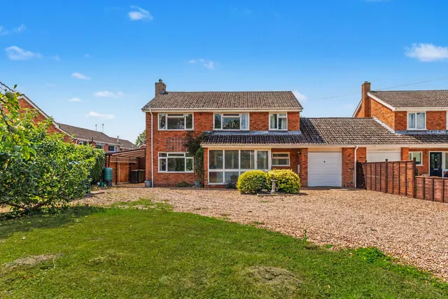 Broadway Road, Aston Somerville, WR12, photo 1
