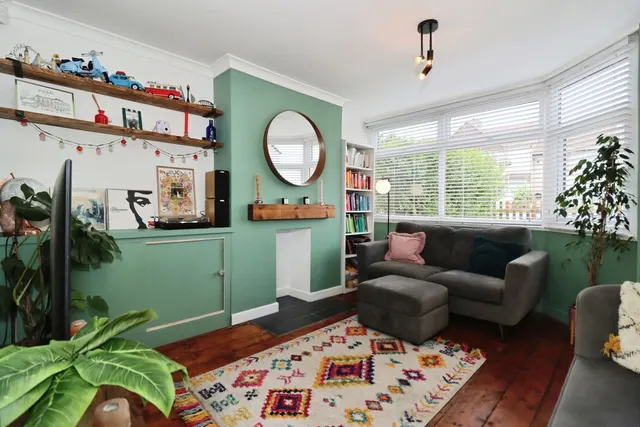 Photo 3 — Filton Avenue, Filton, Bristol, Gloucestershire, BS34
