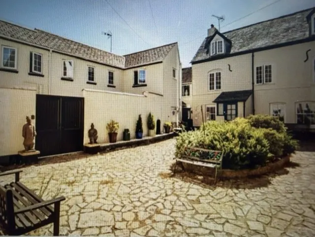Photo 3 — Fore Street, Topsham, EX3