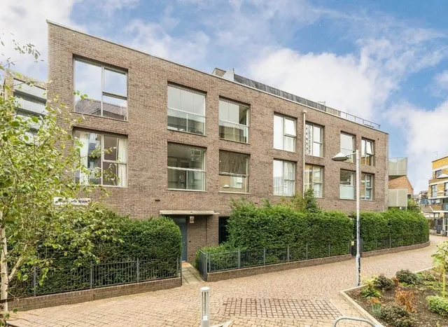 Albemarle Walk, Brixton, SW9, photo 1
