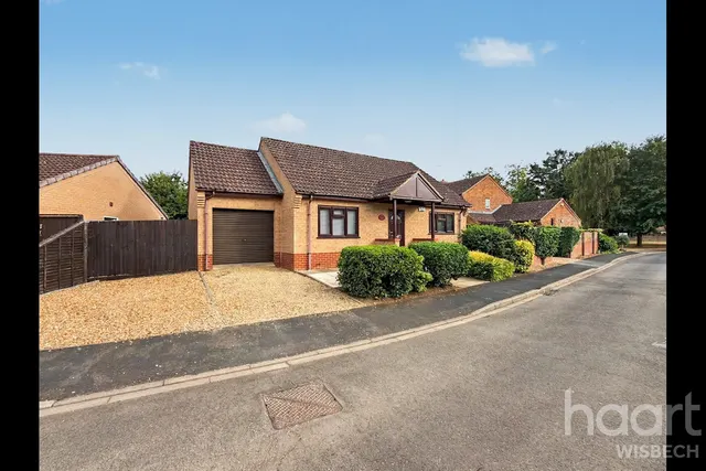 Churchfield Way, Wisbech St Mary, PE13, photo 1